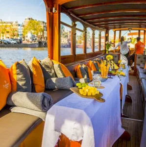 Grachtenfahrt in Amsterdam: Welche ist die beste