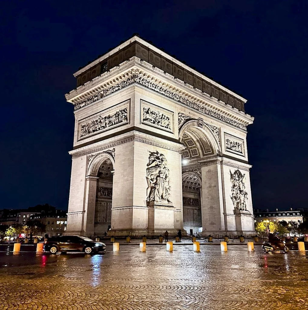 Arc de Triomphe