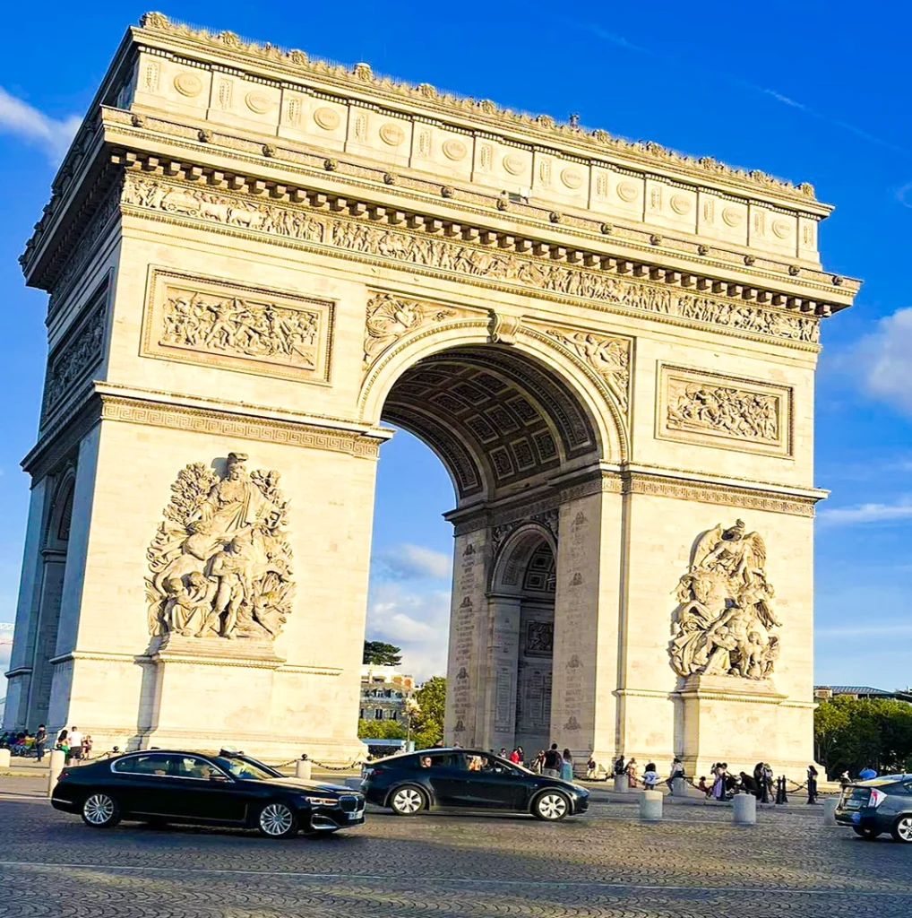 Arc de Triomphe in parijs