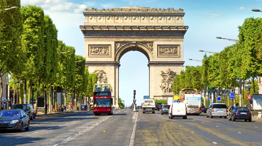 Arc de Triomphe in Paris: