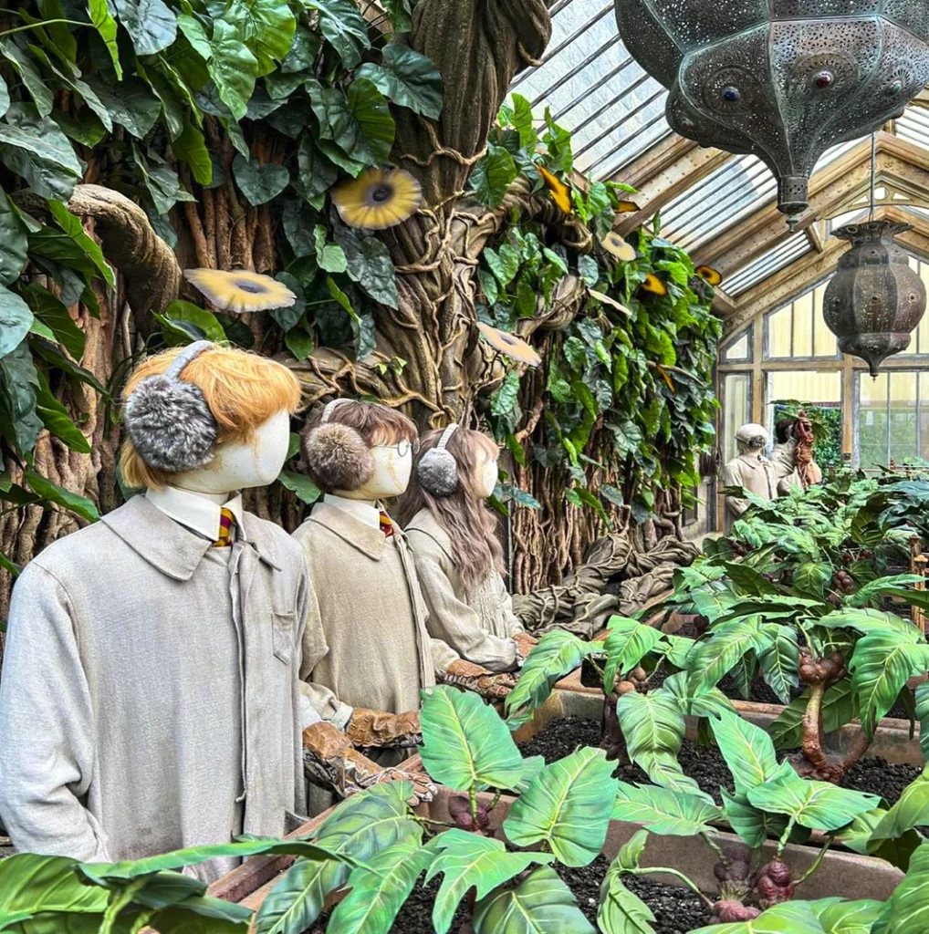 Professor Sprout’s Greenhouse-Harry-Potter