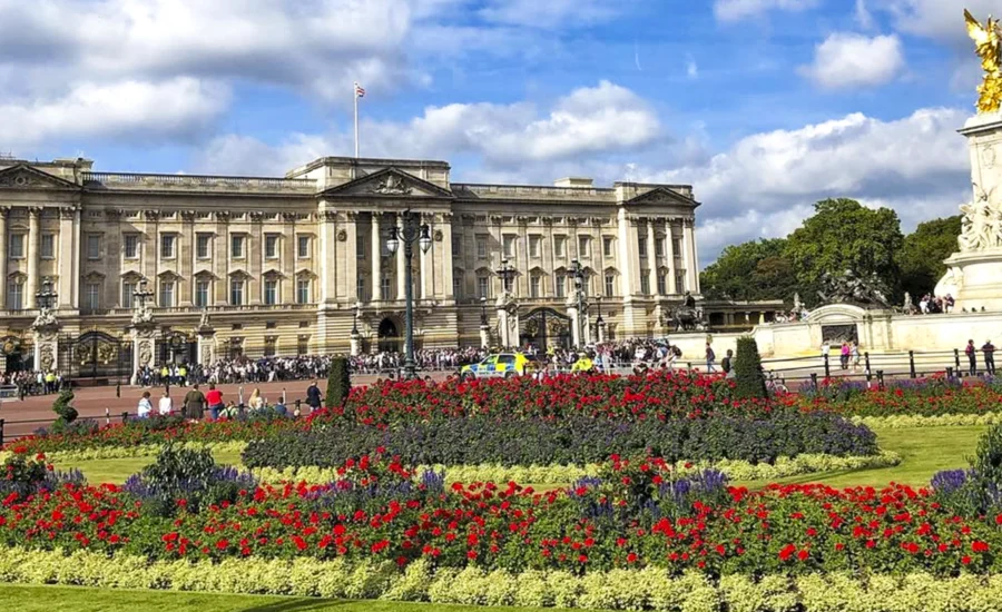 Buckingham Palace in London