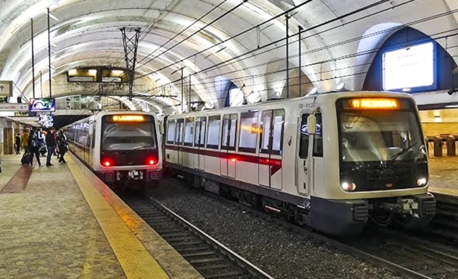 the metro in Rome