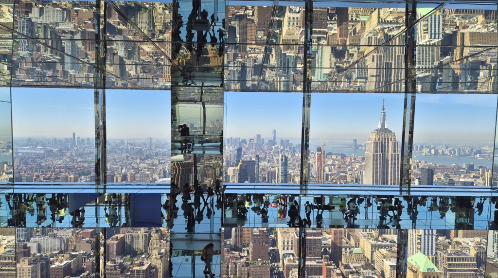 observatiedekken van de Summit One Vanderbilt observation decks