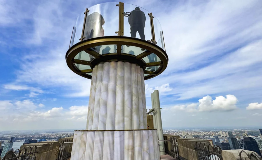 the skulift-top of the rock