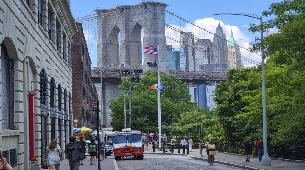 DUMBO New York Brooklyn