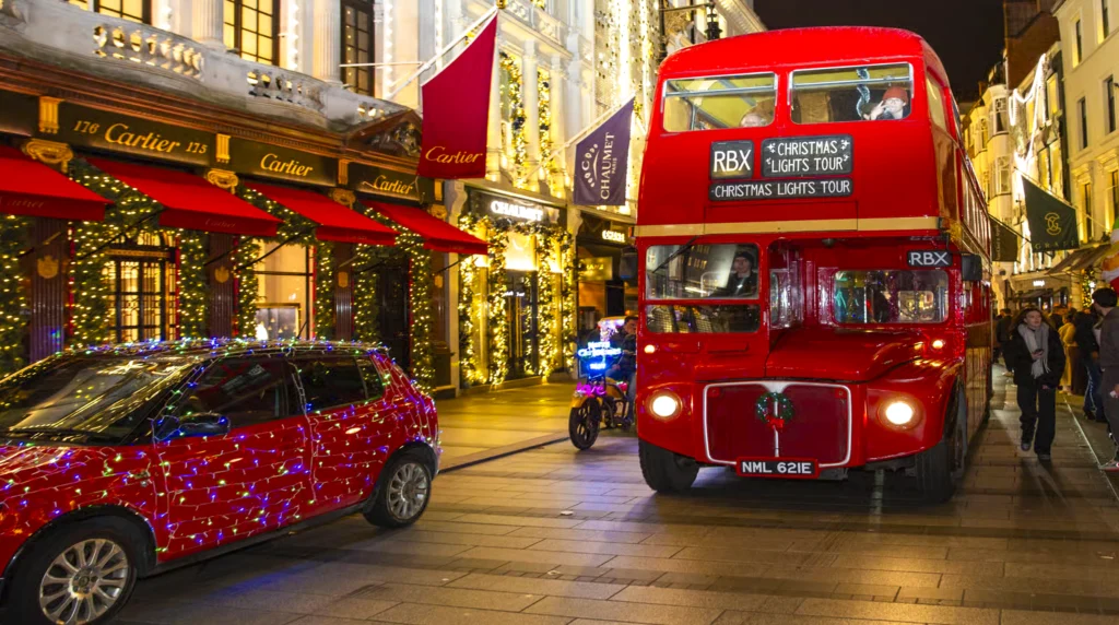 Christmas Lights Tour in London by Double Decker Bus